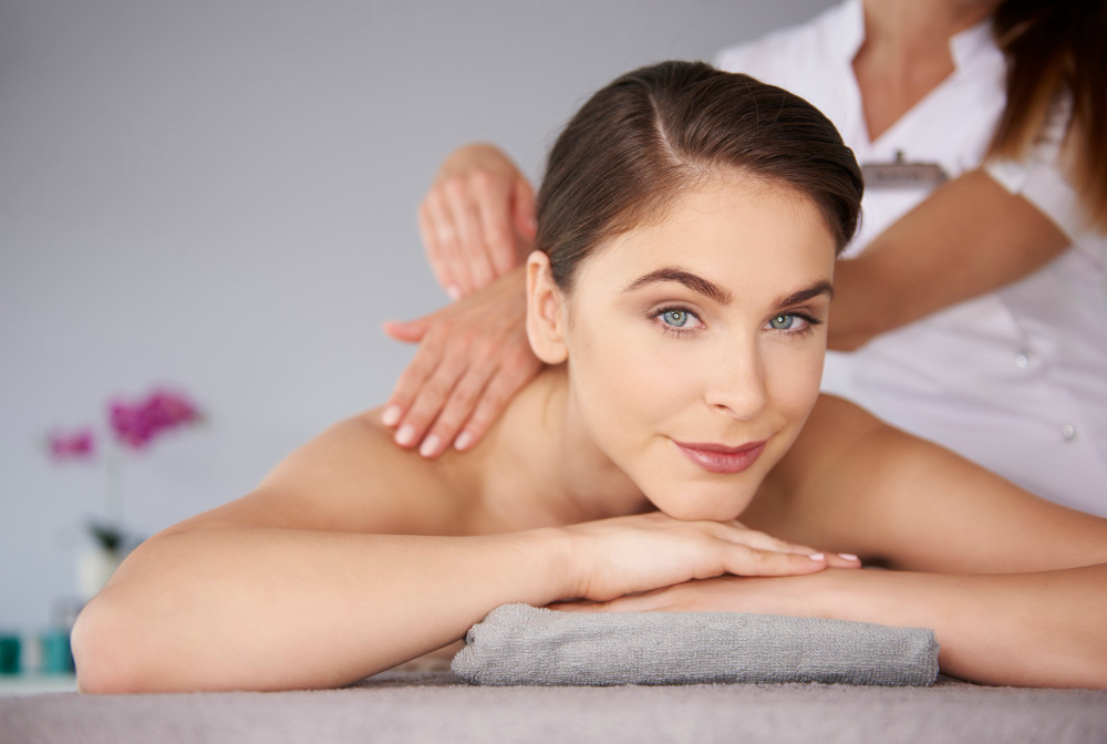 تکنیک ماساژ پیشرفته روی عضلات