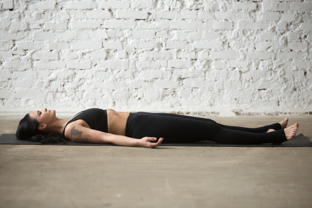 حرکت جسد (Savasana)