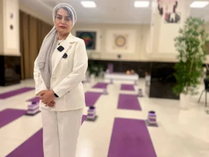 یوگا با سونیا کرمی